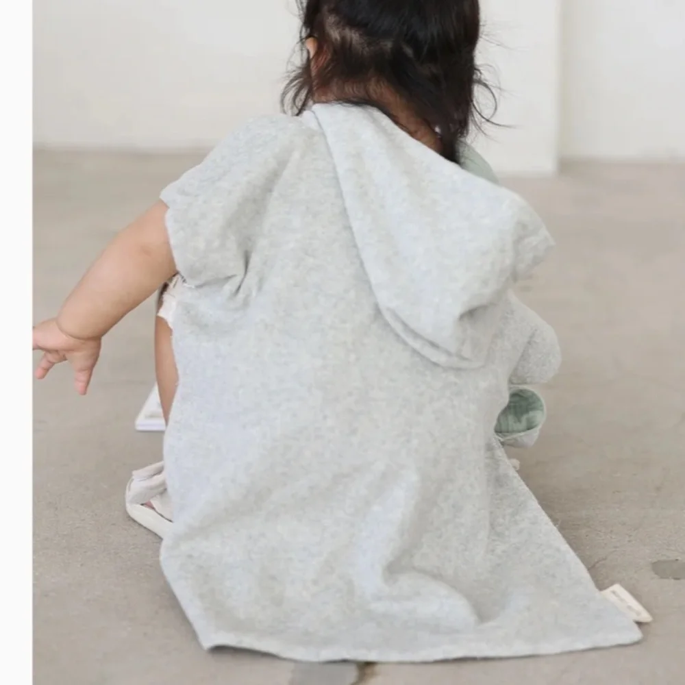 NWT Big Little Universe Reversible Muslin/ Terry Cotton Hooded Toddler Poncho.